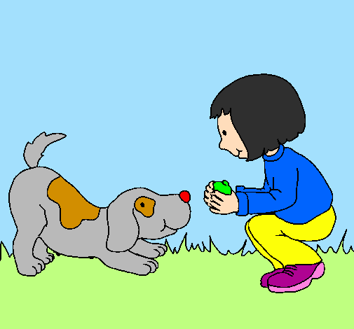 Bambina che gioca con il cagnolino 