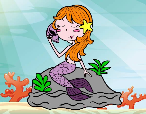 Sirena seduta su una roccia con una conchiglia