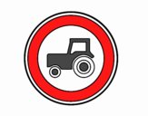 I veicoli a motore agricoli ingresso vietato