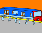 Disegno Passeggeri in attesa del treno  pitturato su ryfdjduy6t