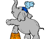 Disegno Elefante  pitturato su lisa