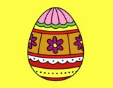Uovo di Pasqua con decorazioni
