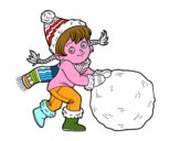 Bambina con grande palla di neve